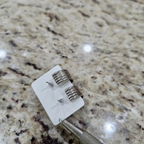 James Avery Retired Rayos Ear Posts - Picture 11 of 12